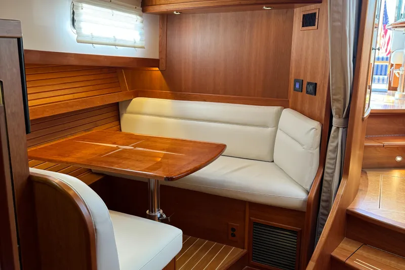 Kokomo Yacht Photos Pics 