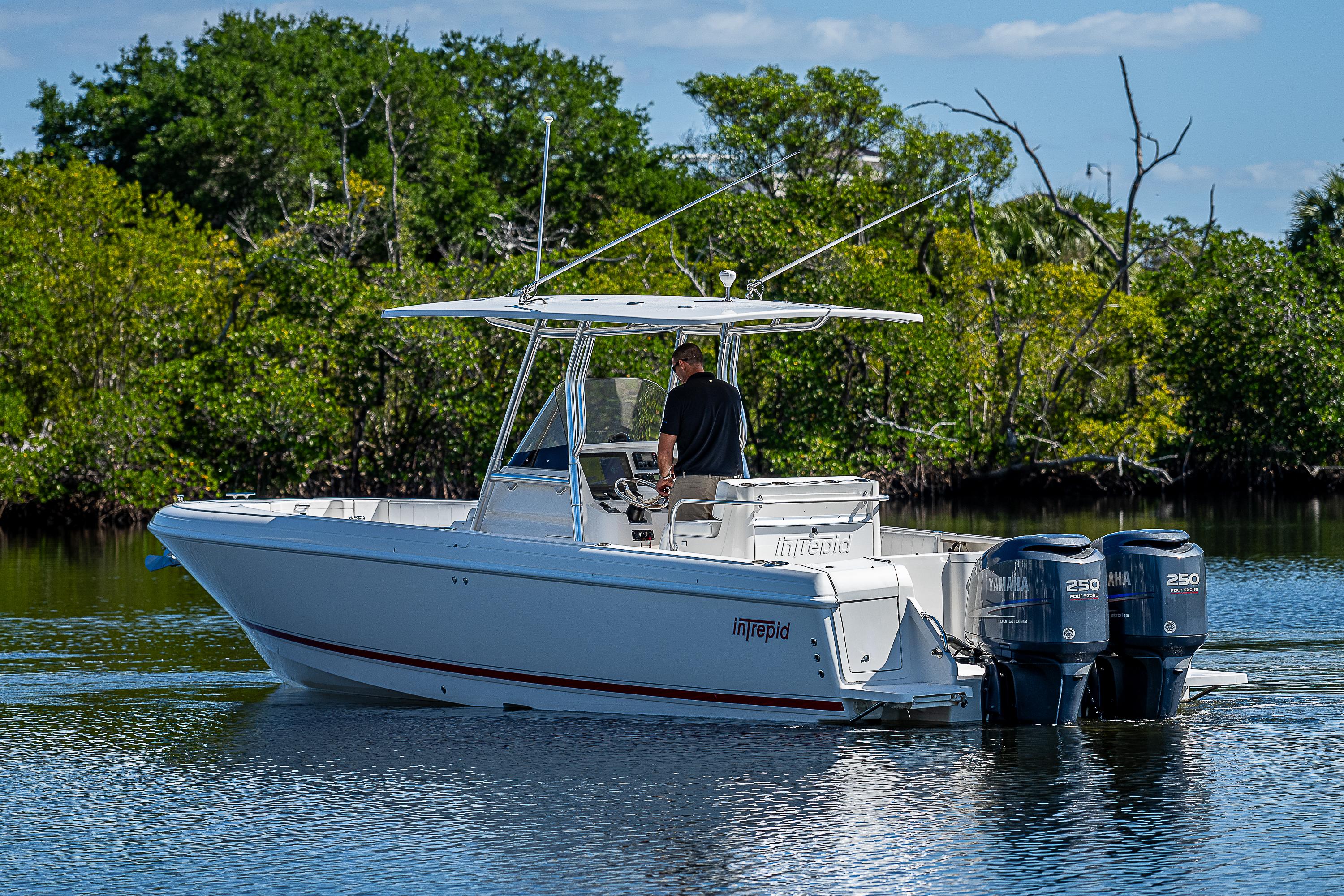2009 Intrepid 300 Center Console Center Console for sale YachtWorld