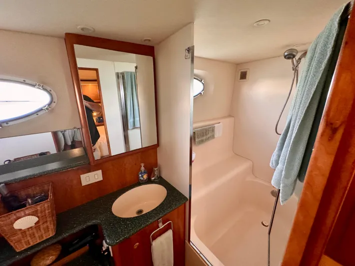 St. Somewhere Yacht Photos Pics 