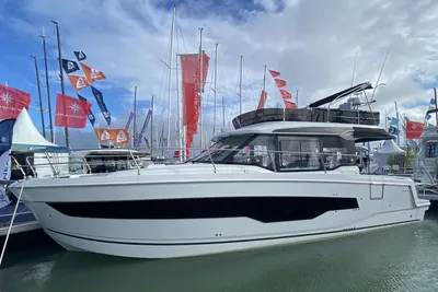 2025 Jeanneau MERRY FISHER 1295FLY