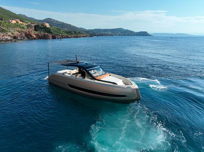 Yacht