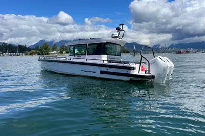 Axopar 28 AFT CABIN