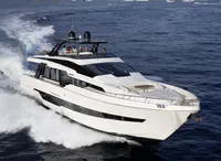 2018 Cayman Yachts F920