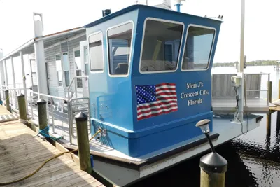 Custom 50 Houseboat