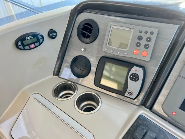 Reflections Yacht Photos Pics Control panel of a 2005 Sea Ray 390 Motor Yacht with navigation instruments.