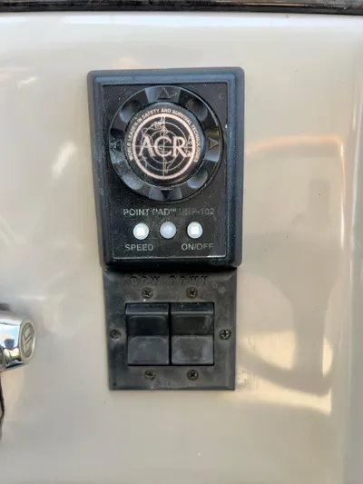 Reflections Yacht Photos Pics Control panel on a 2005 Sea Ray 390 Motor Yacht, featuring ACR electronics.