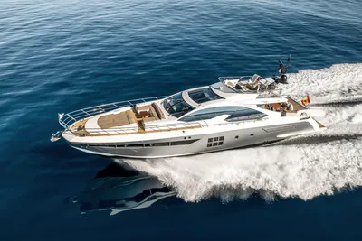 2016 Azimut 77S