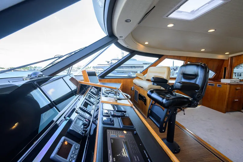 Speculator Yacht Photos Pics Viking 92 SPECULATOR - Enclosed Bridge Helm