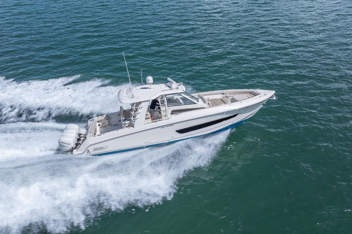 2018 Boston Whaler 42 