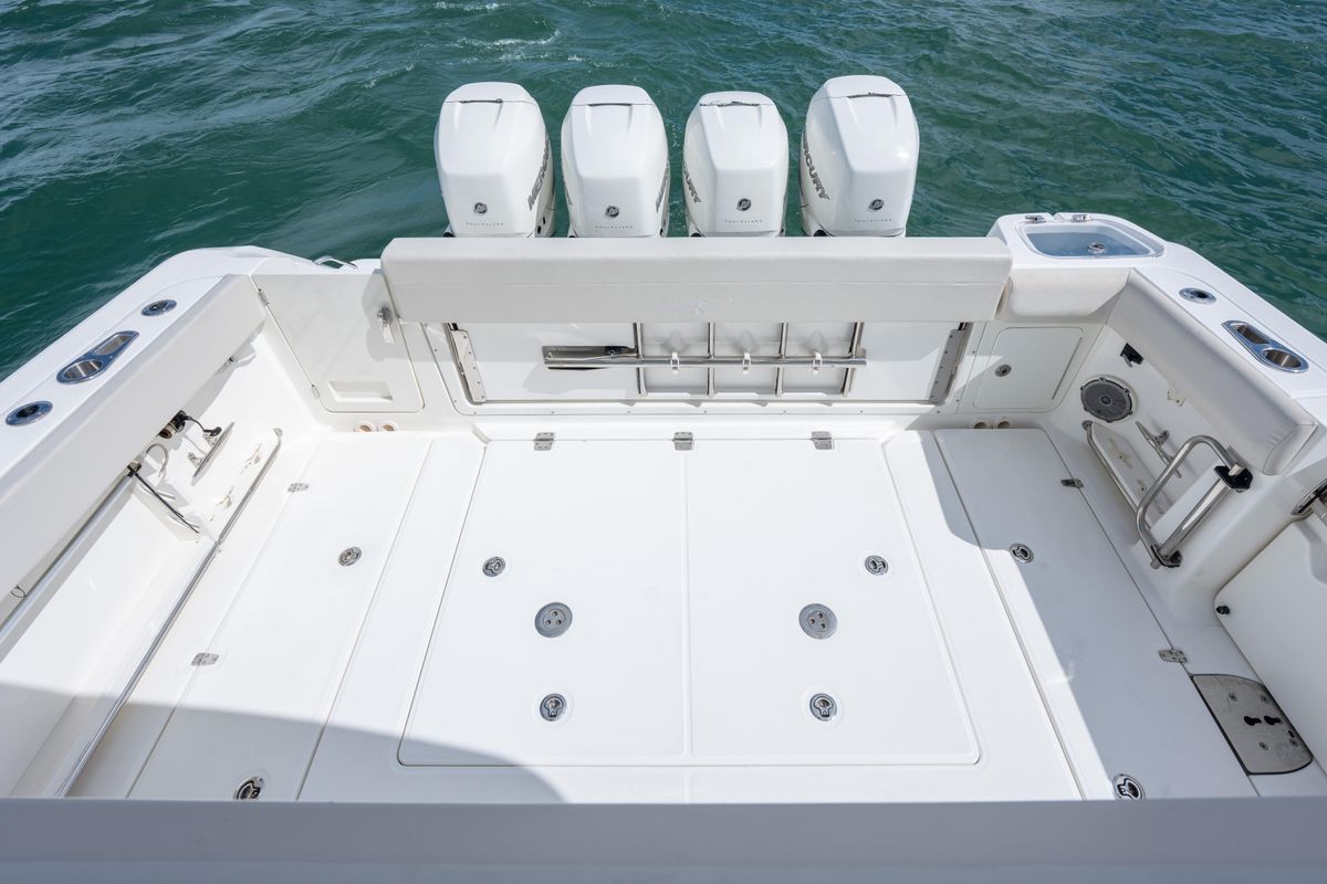 2018 Boston Whaler 42 