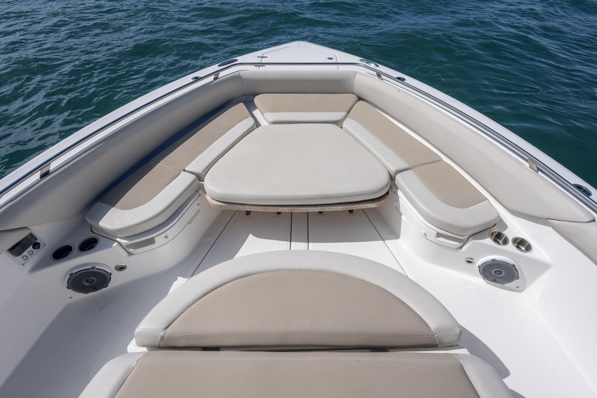 2018 Boston Whaler 42 