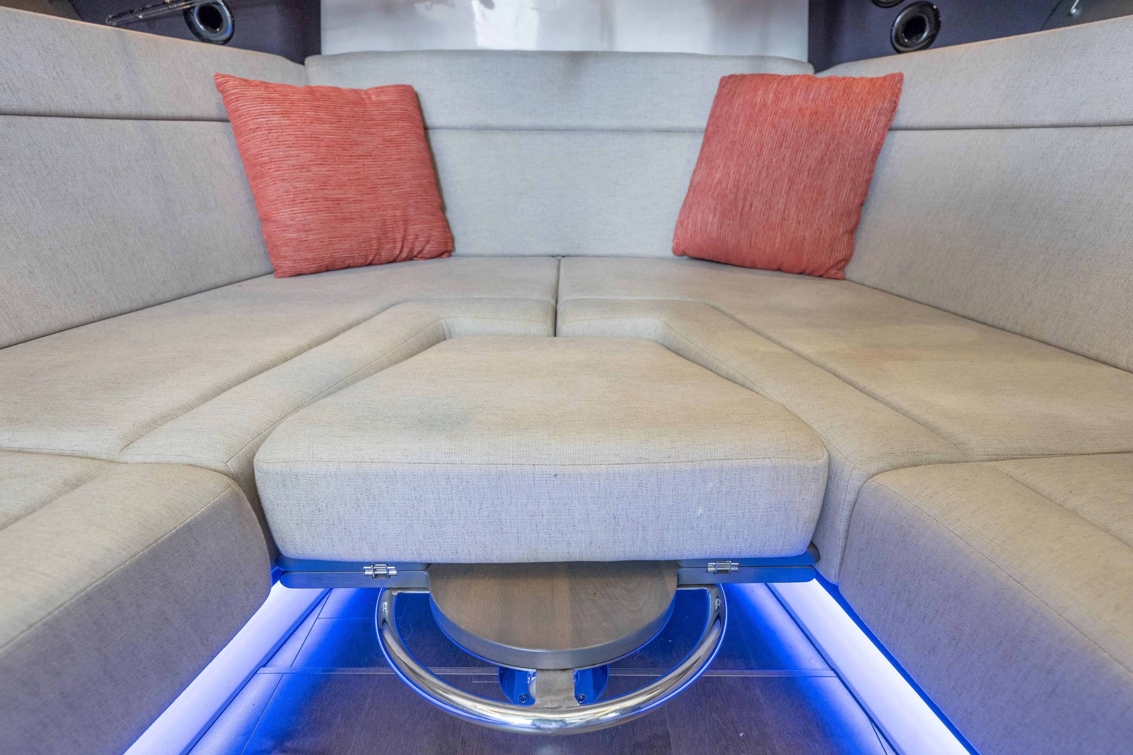 2018 Boston Whaler 42 