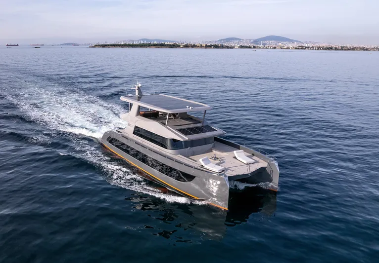 Vision F 82alu Yacht Photos Pics 