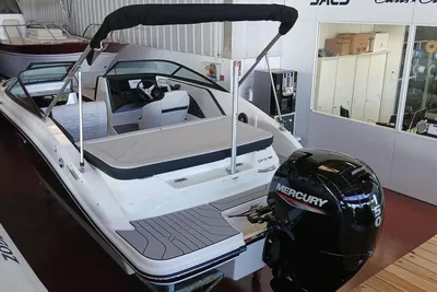 2026 Sea Ray SPX 190 Outboard