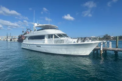 Hatteras 75 Sport Deck Motor Yacht