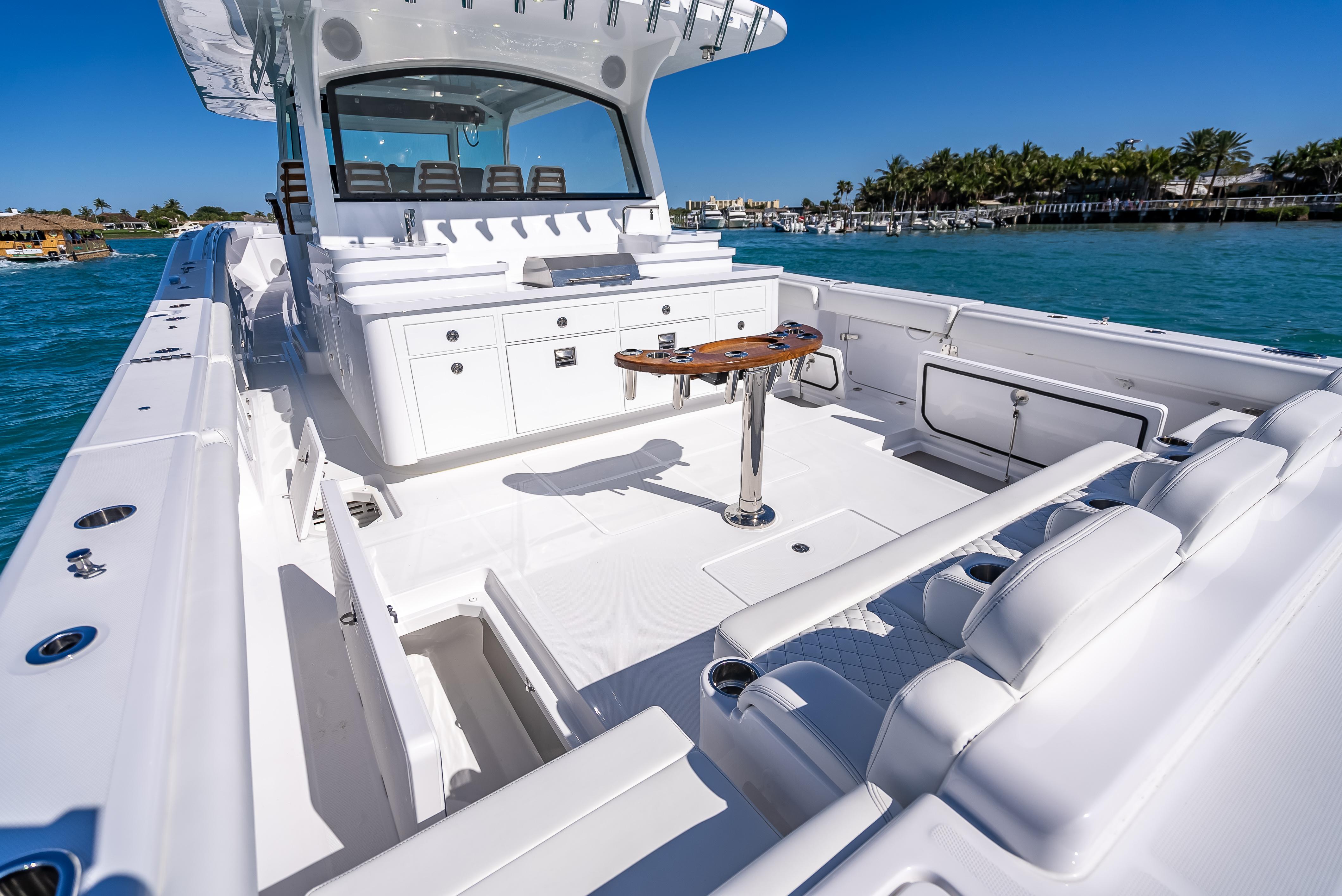 2024 HCB 65 Estrella Center Console for sale - YachtWorld