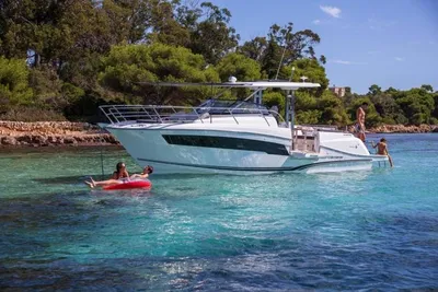 2025 Jeanneau CAP CAMARAT 10.5 WA S2