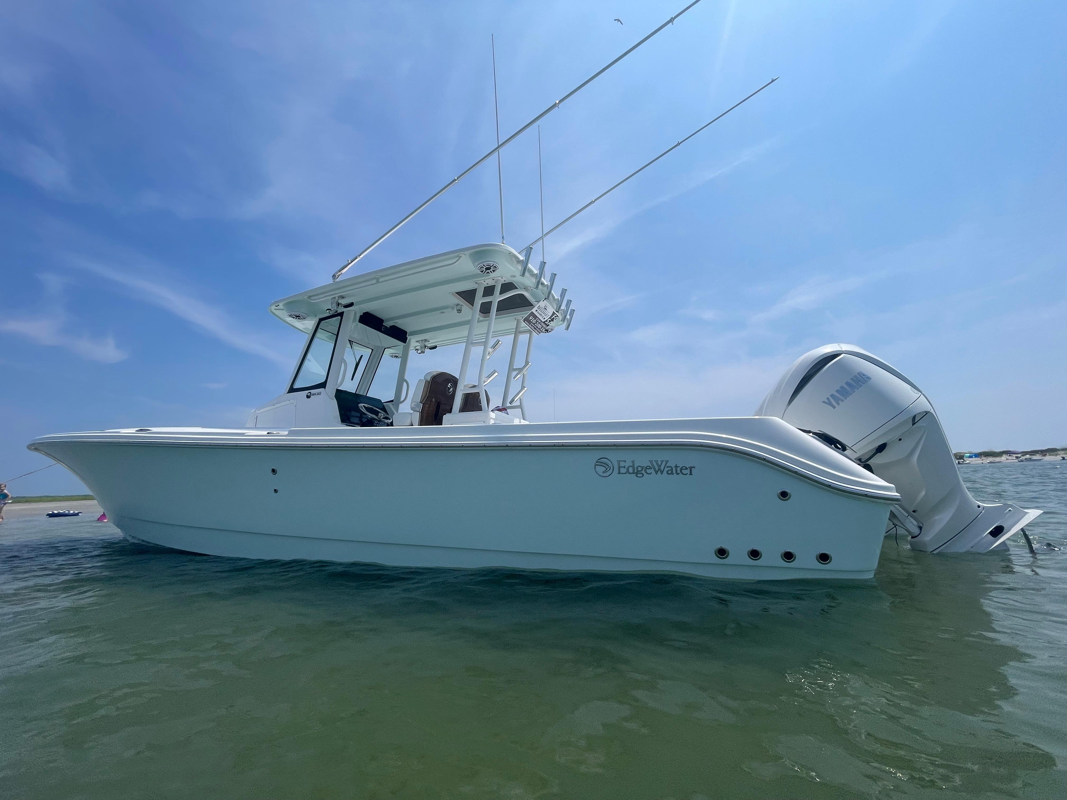 24-Foot Center Console Boat - EdgeWater Boats