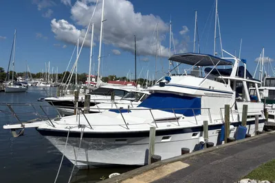 Hi-Star 48 Sundeck