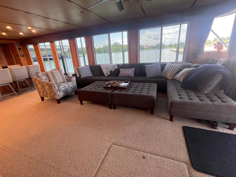 2005 Horizon 18x88 Houseboat