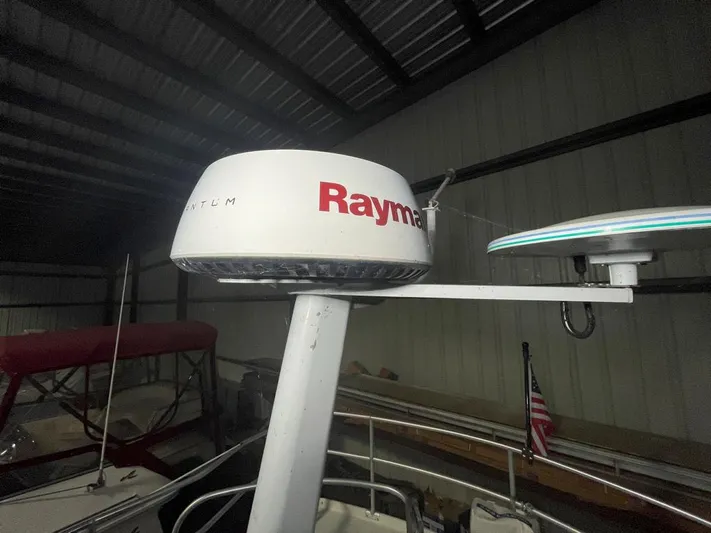 Desparado Yacht Photos Pics 