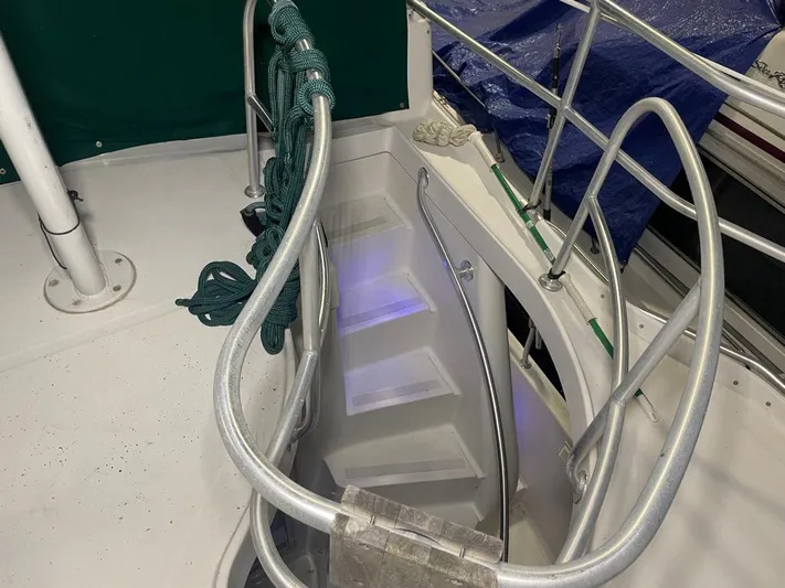 Desparado Yacht Photos Pics 