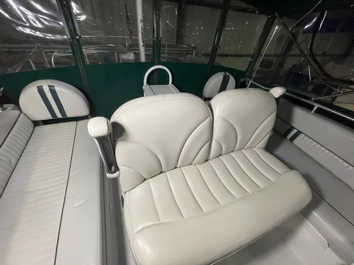 Desparado Yacht Photos Pics 