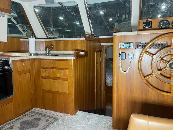 Desparado Yacht Photos Pics 