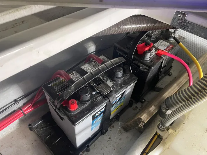 Desparado Yacht Photos Pics 