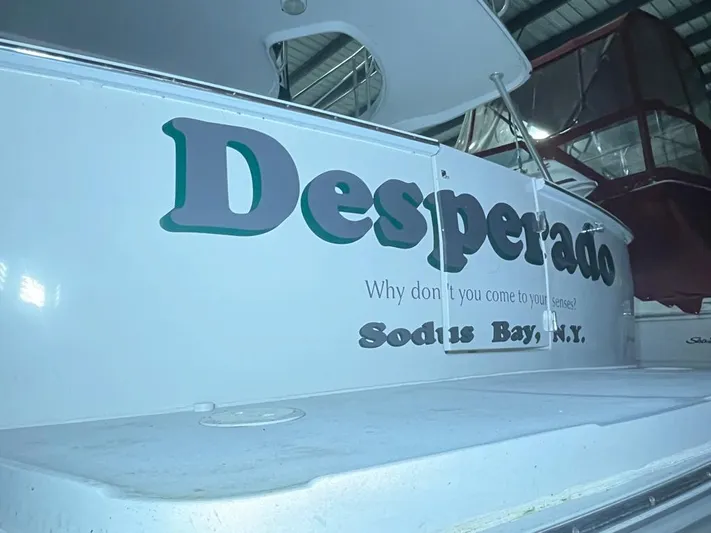 Desparado Yacht Photos Pics 