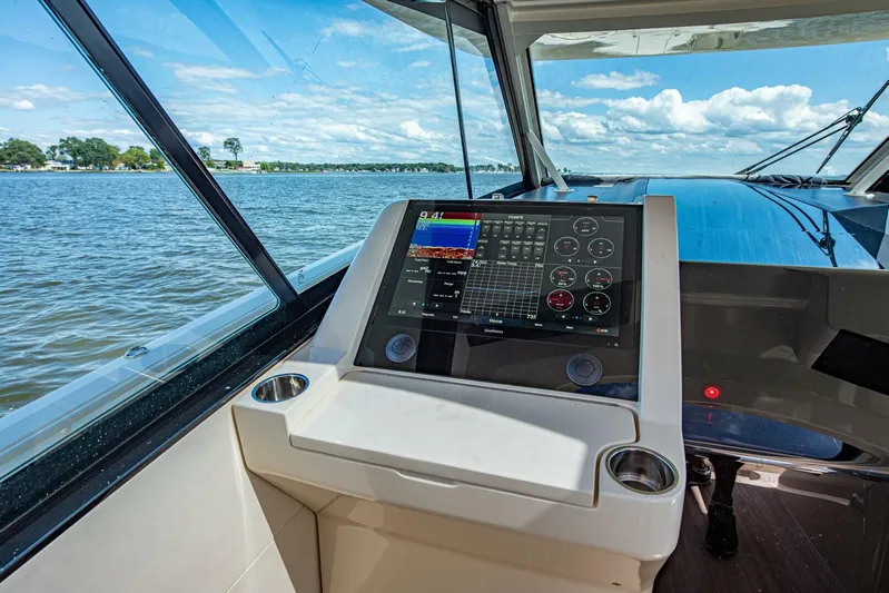 Keep It Yacht Photos Pics 2021 Scout 530 Lxf - Image 46