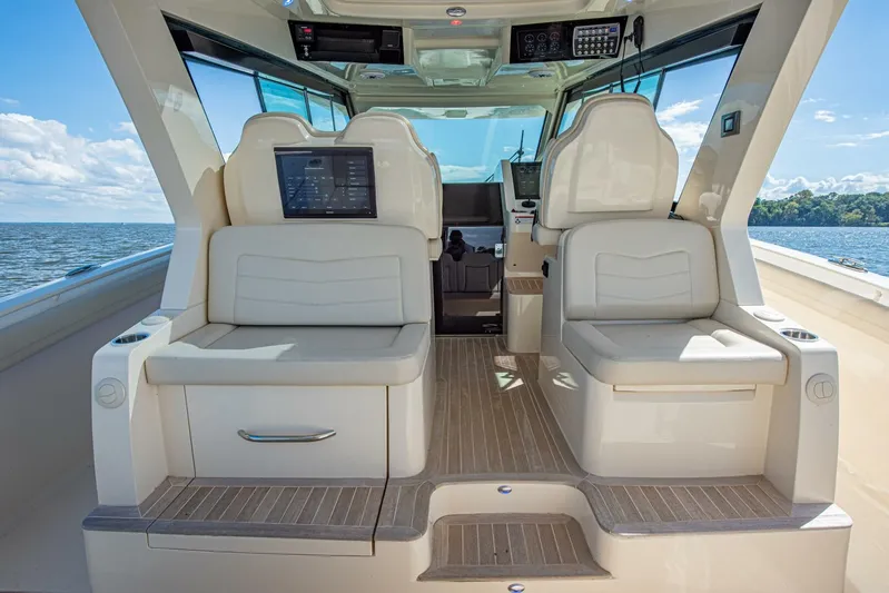 Keep It Yacht Photos Pics 2021 Scout 530 Lxf - Image 39