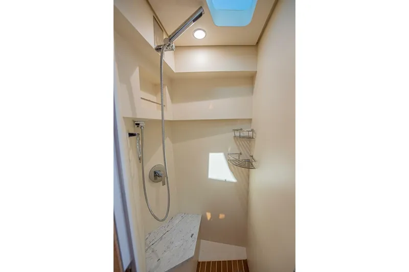 Keep It Yacht Photos Pics 2021 Scout 530 Lxf - Image 57