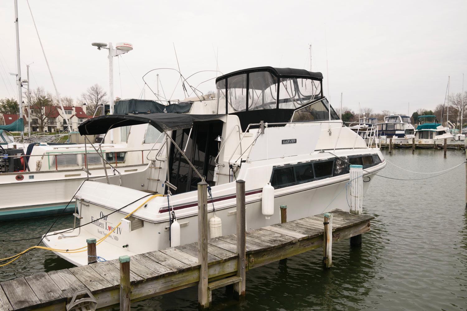 1988 Carver 3297 MARINER Cruiser for sale - YachtWorld