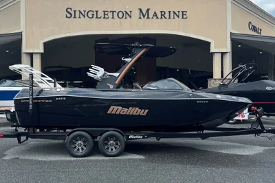 Malibu Wakesetter 23 LSV