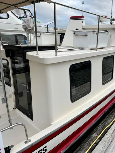 Sea Duck II Yacht Photos Pics 