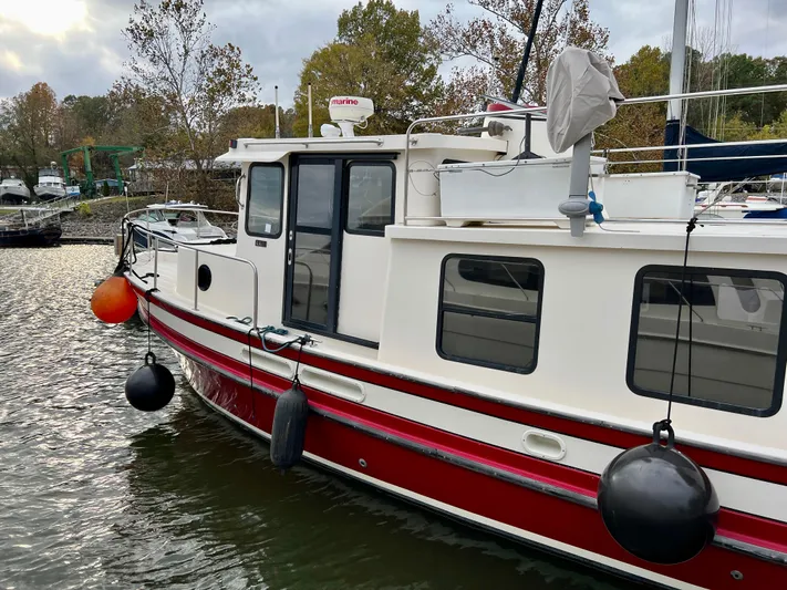 Sea Duck II Yacht Photos Pics 