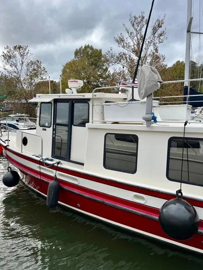 Sea Duck II Yacht Photos Pics 