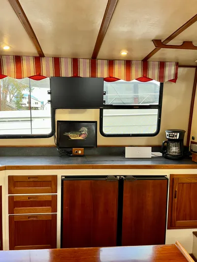 Sea Duck II Yacht Photos Pics 