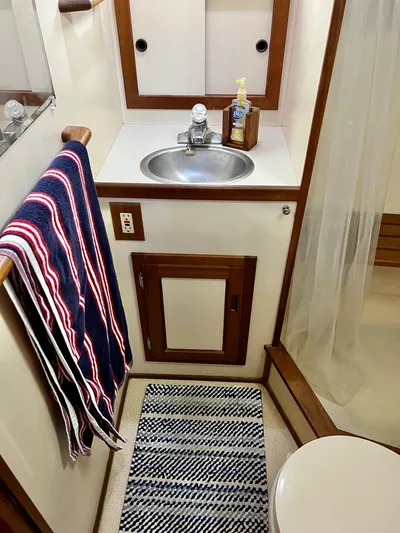 Sea Duck II Yacht Photos Pics 