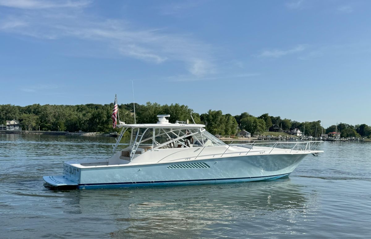 2007 Viking 52 