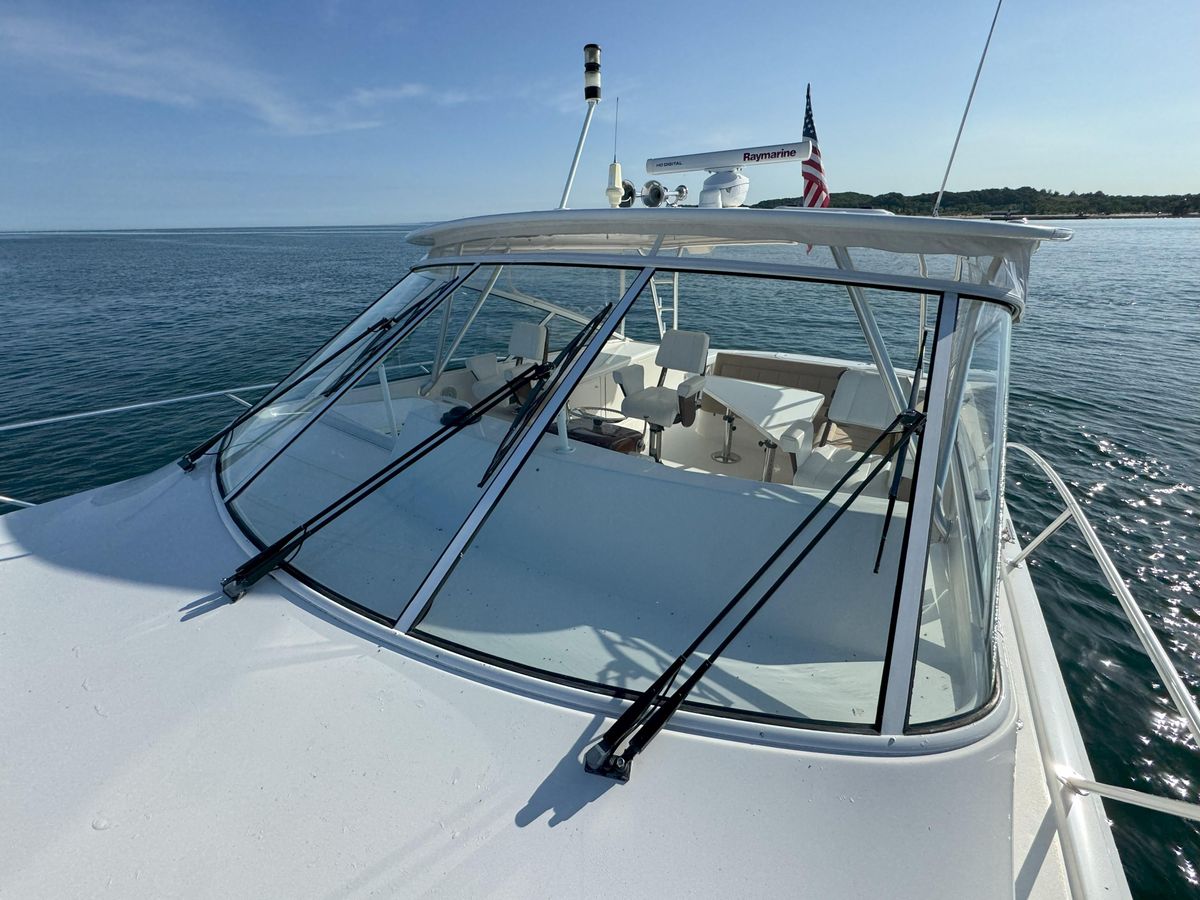 2007 Viking 52 