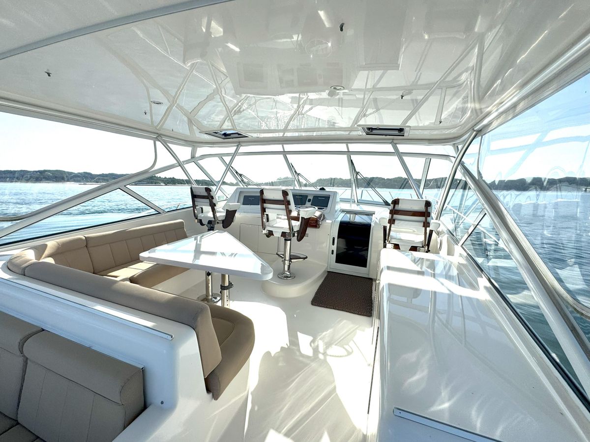 2007 Viking 52 