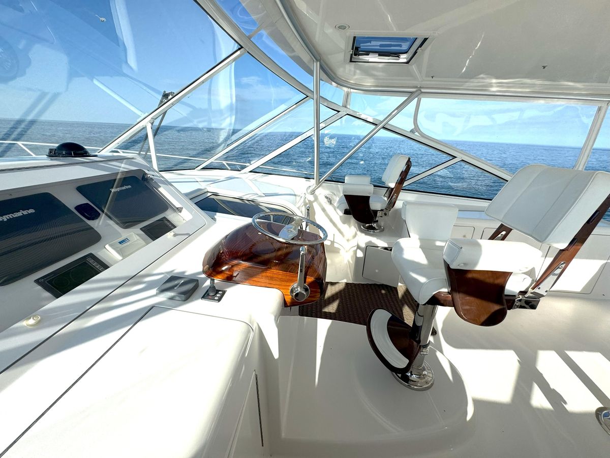 2007 Viking 52 