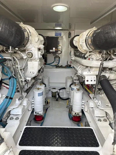 Peace Out Yacht Photos Pics 