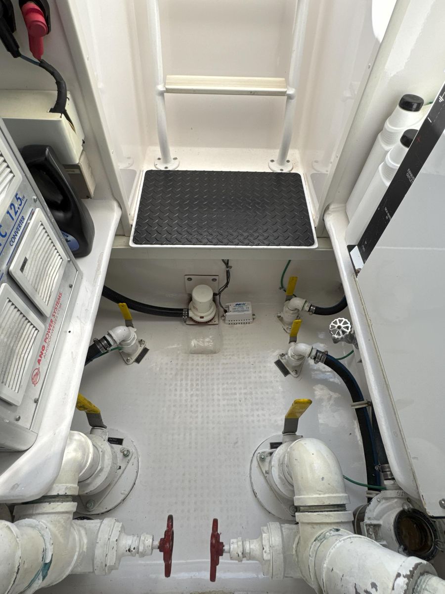 2007 Viking 52 