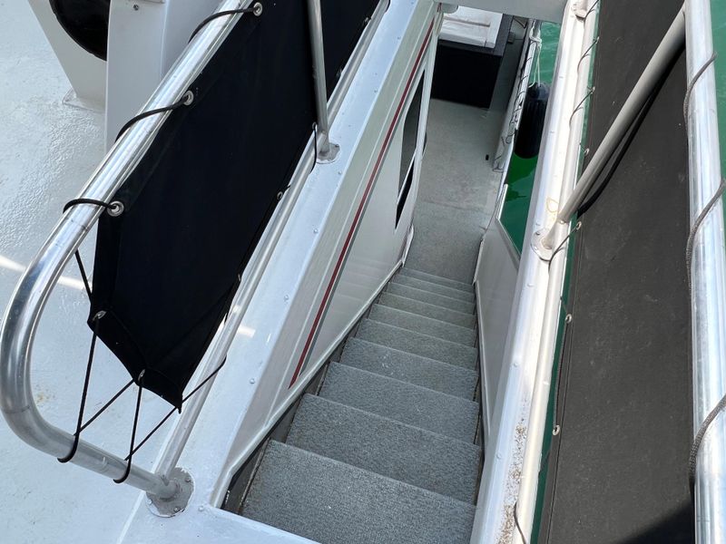2001 Horizon 16 x 70 WB Houseboat & Dock