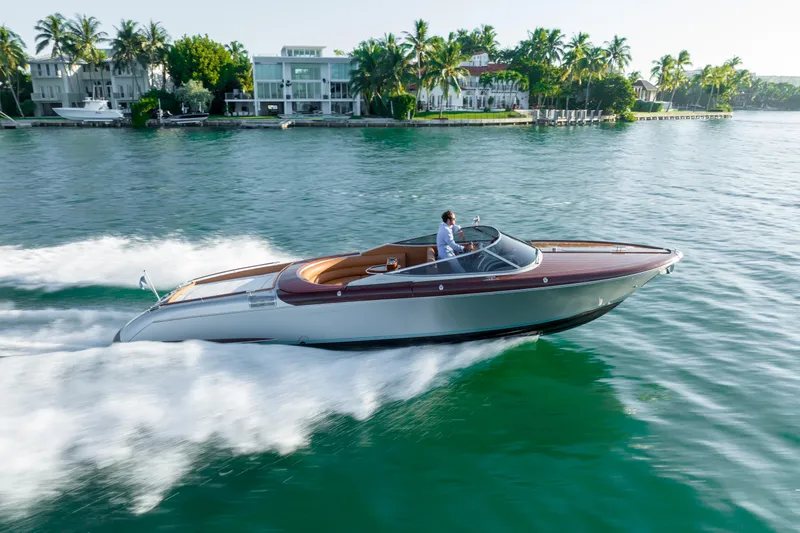 Mia Mia Yacht Photos Pics 