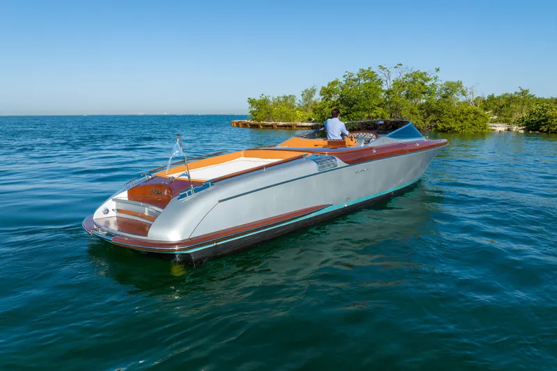 Mia Mia Yacht Photos Pics 
