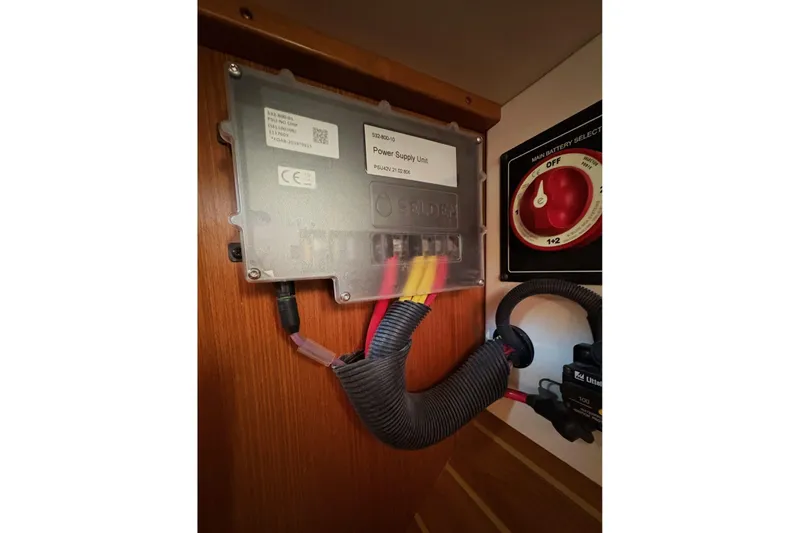 Sea Fever IV Yacht Photos Pics Power supply unit and battery selector in a 2022 Catalina 355 yacht.